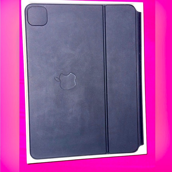 Apple Magic Keyboard 11-inch iPad Pro 1st, 2nd, 3rd Gen and iPad Air 4th,5th Gen - Picture 10 of 10